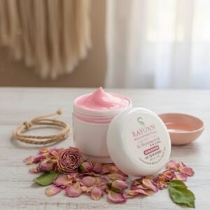SKIN CREAM WITH ROSE EXTRACT